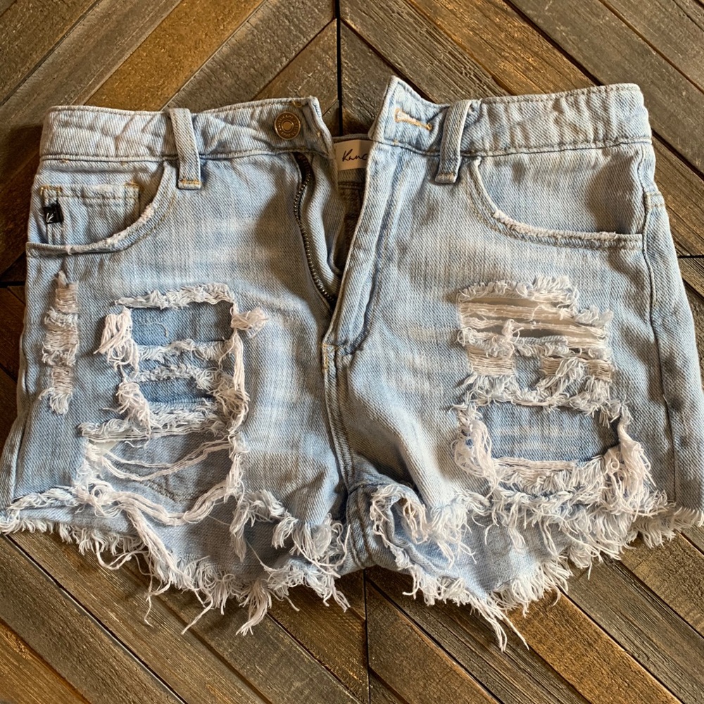 Kancan Jean shorts size small